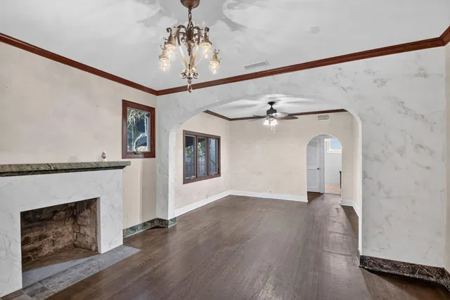 Residence photo 6