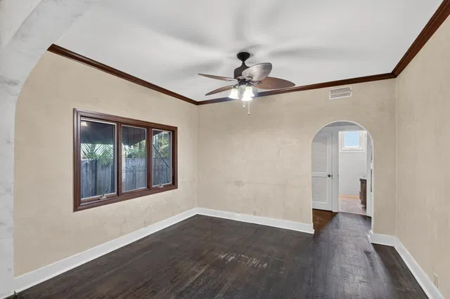 Residence photo 9