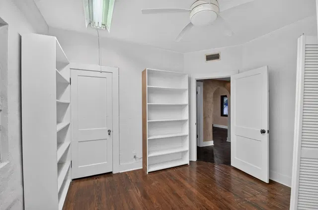 Residence photo 26