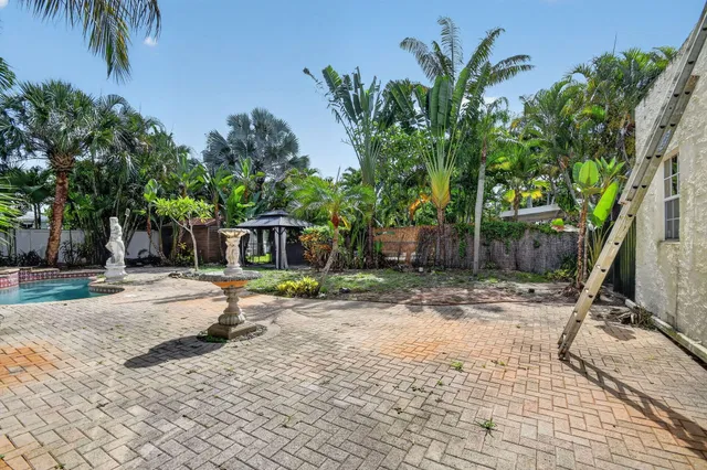 Residence photo 38