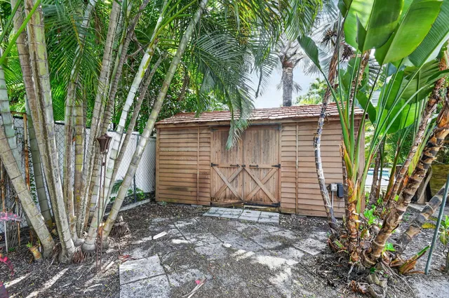 Residence photo 48