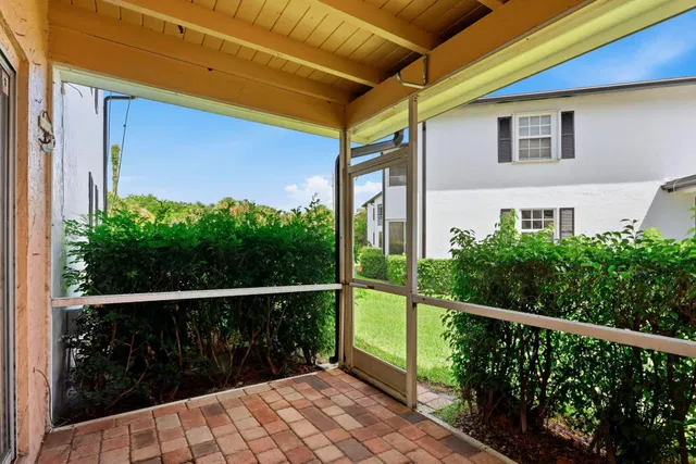 Unit M5 photo 21