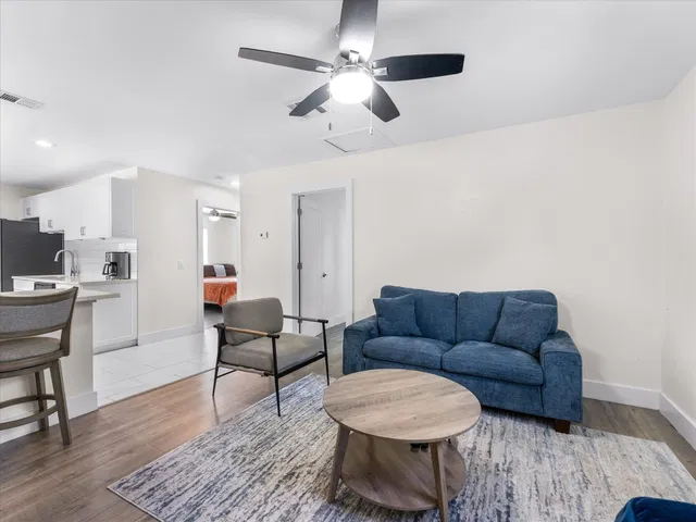  Residence photo 21