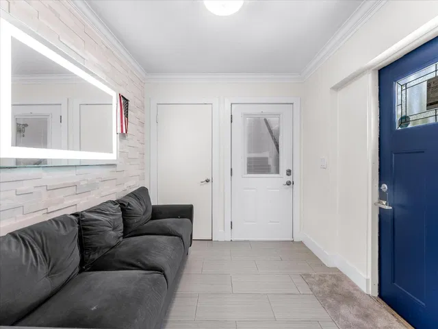  Residence photo 30