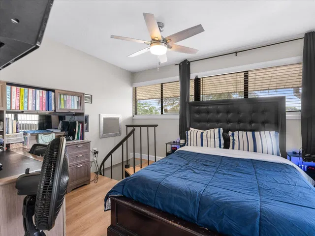  Residence photo 42