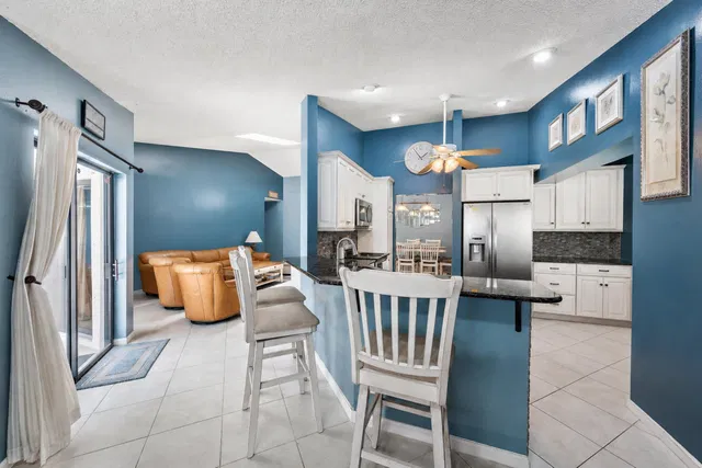 Residence photo 9
