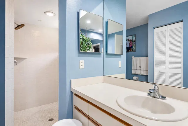 Residence photo 17
