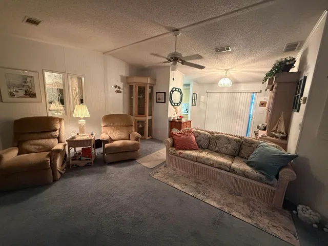 Unit Lot photo 3