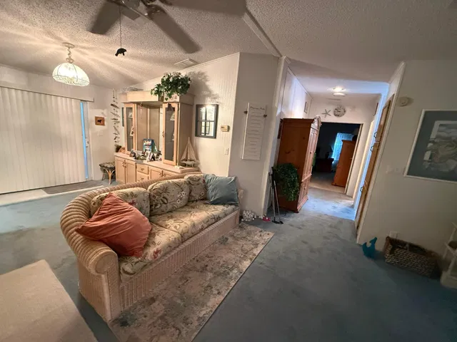 Unit Lot photo 9
