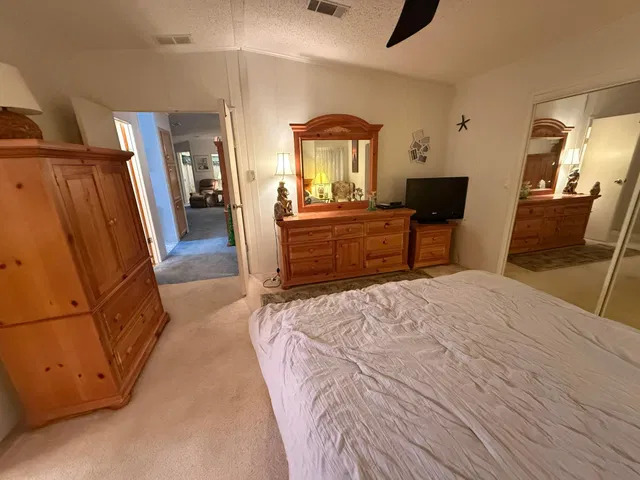 Unit Lot photo 17