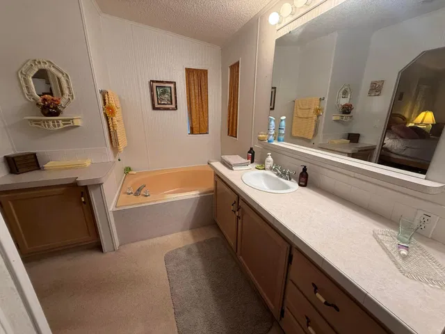 Unit Lot photo 20