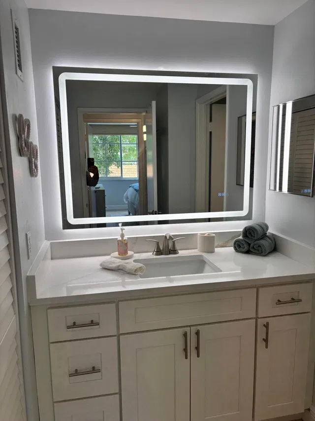 Unit 207 photo 11