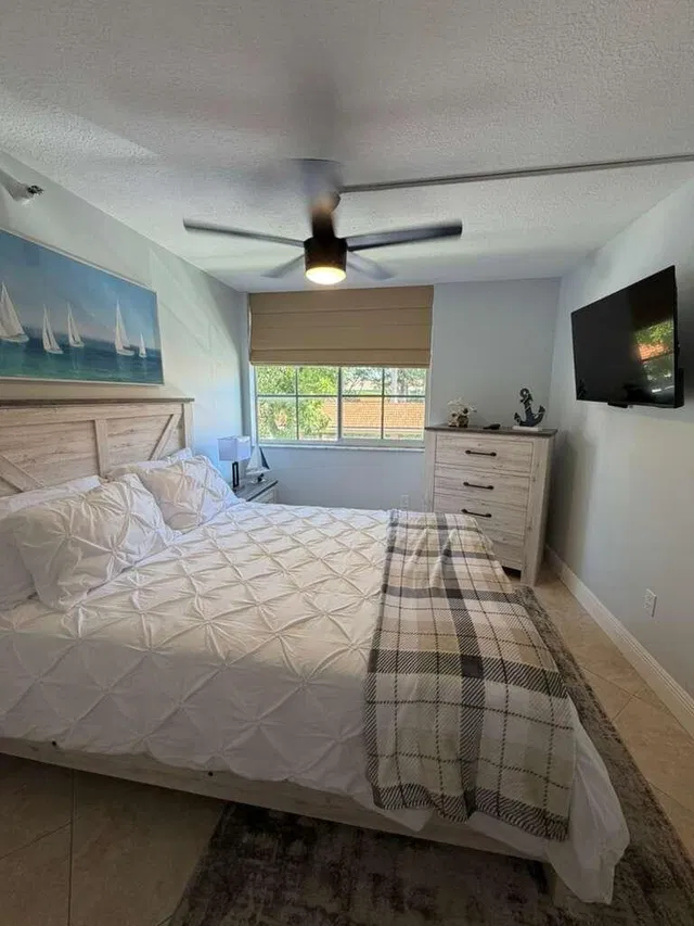 Unit 207 photo 53