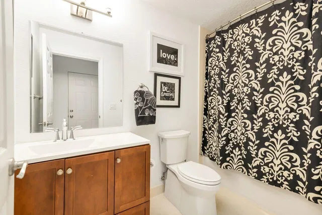 Residence photo 49