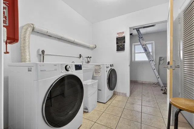 Unit 307 photo 41