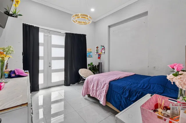 Residence photo 27