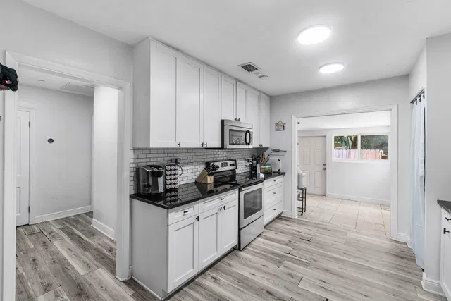 Old Northwood Residence photo 8
