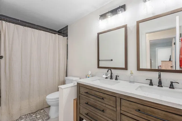Residence photo 25