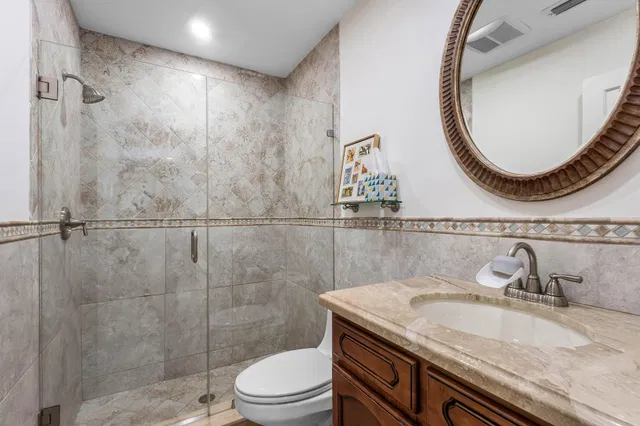 Residence photo 31
