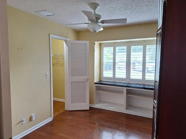 Residence photo 16