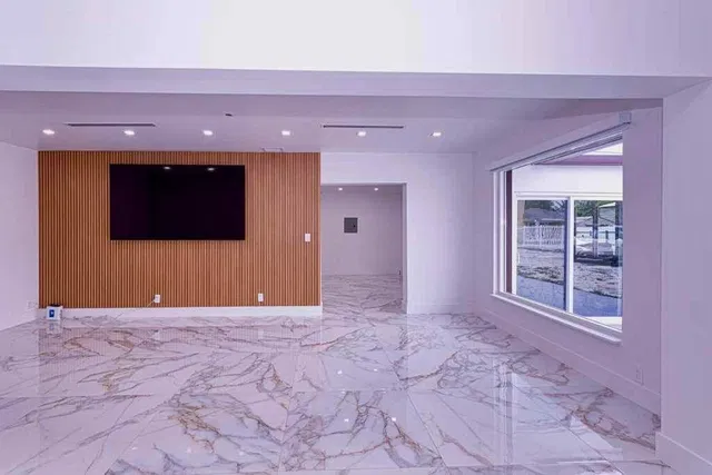  Residence photo 15
