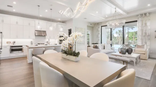 Residence photo 10
