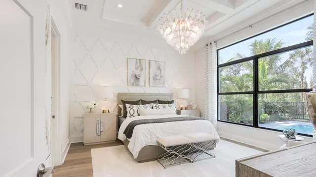 Residence photo 12
