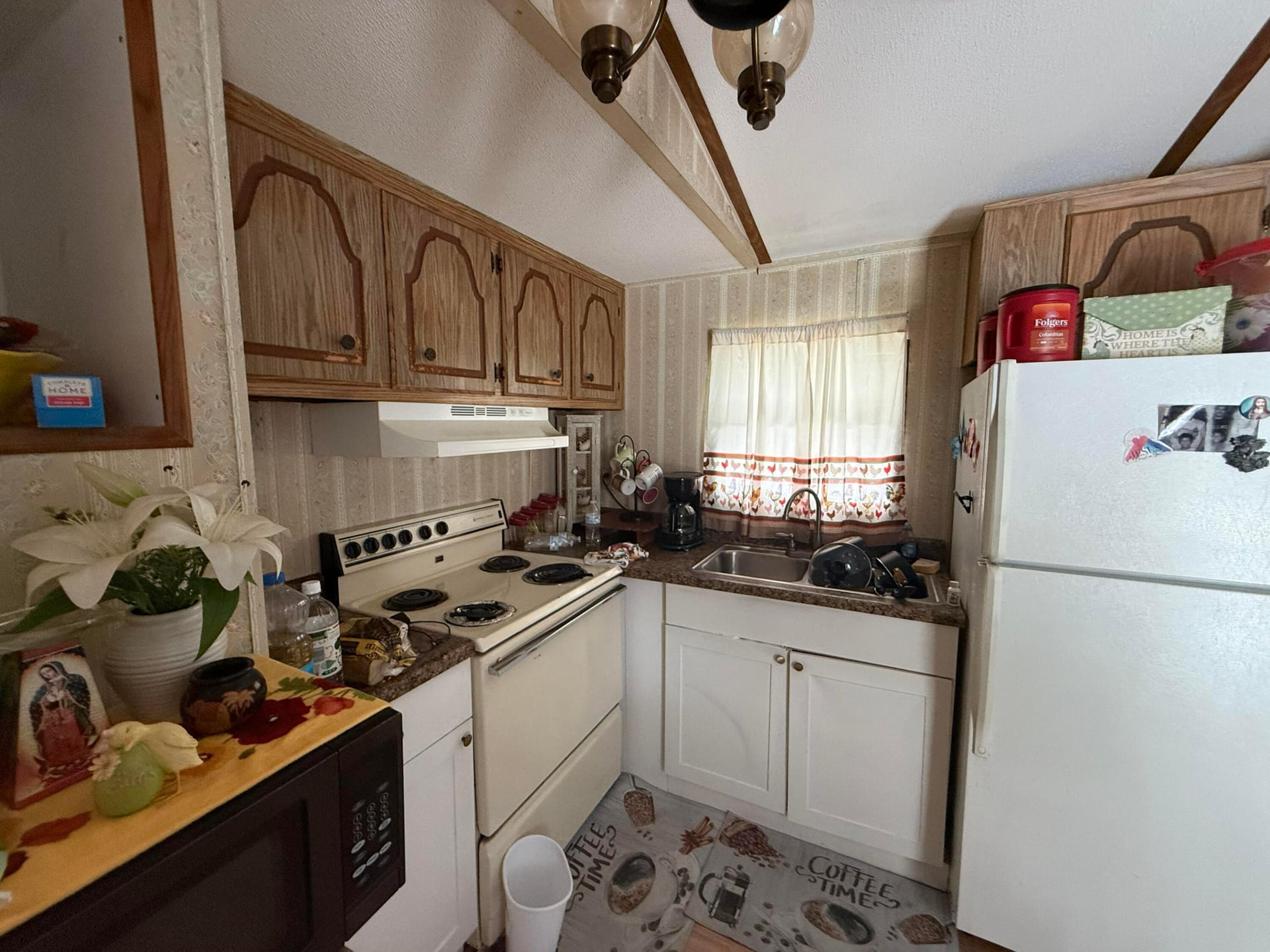 Unit 42 photo 5