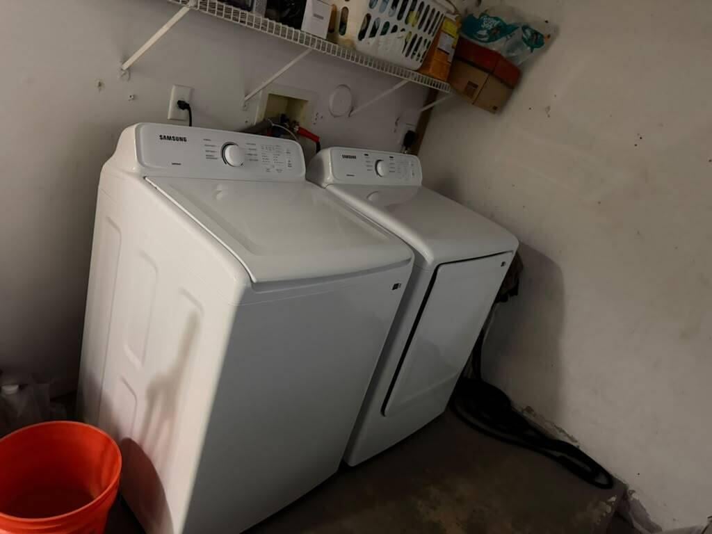 Unit 1205 photo 17