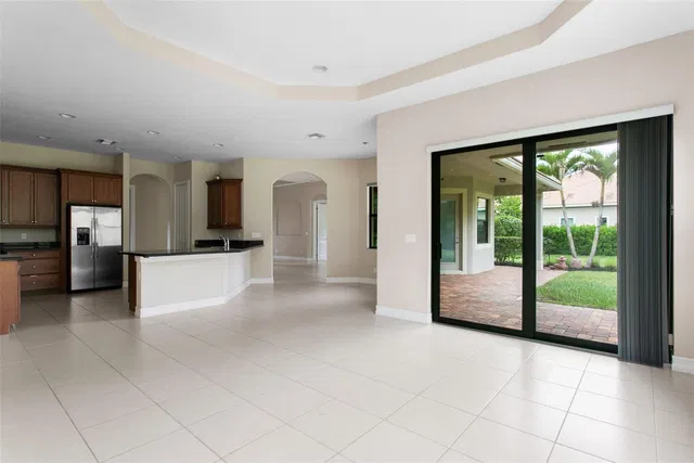  Residence photo 15