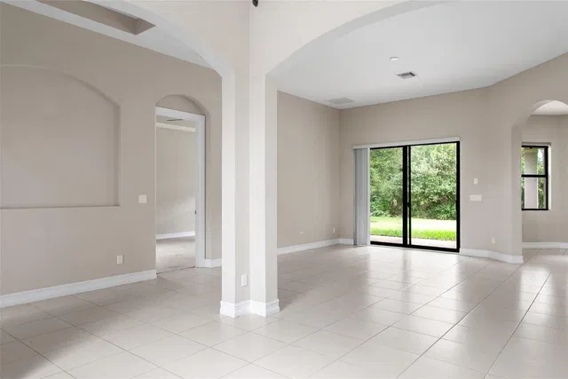  Residence photo 21