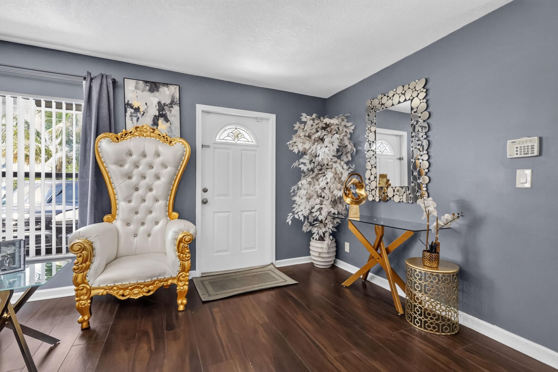 Residence photo 8