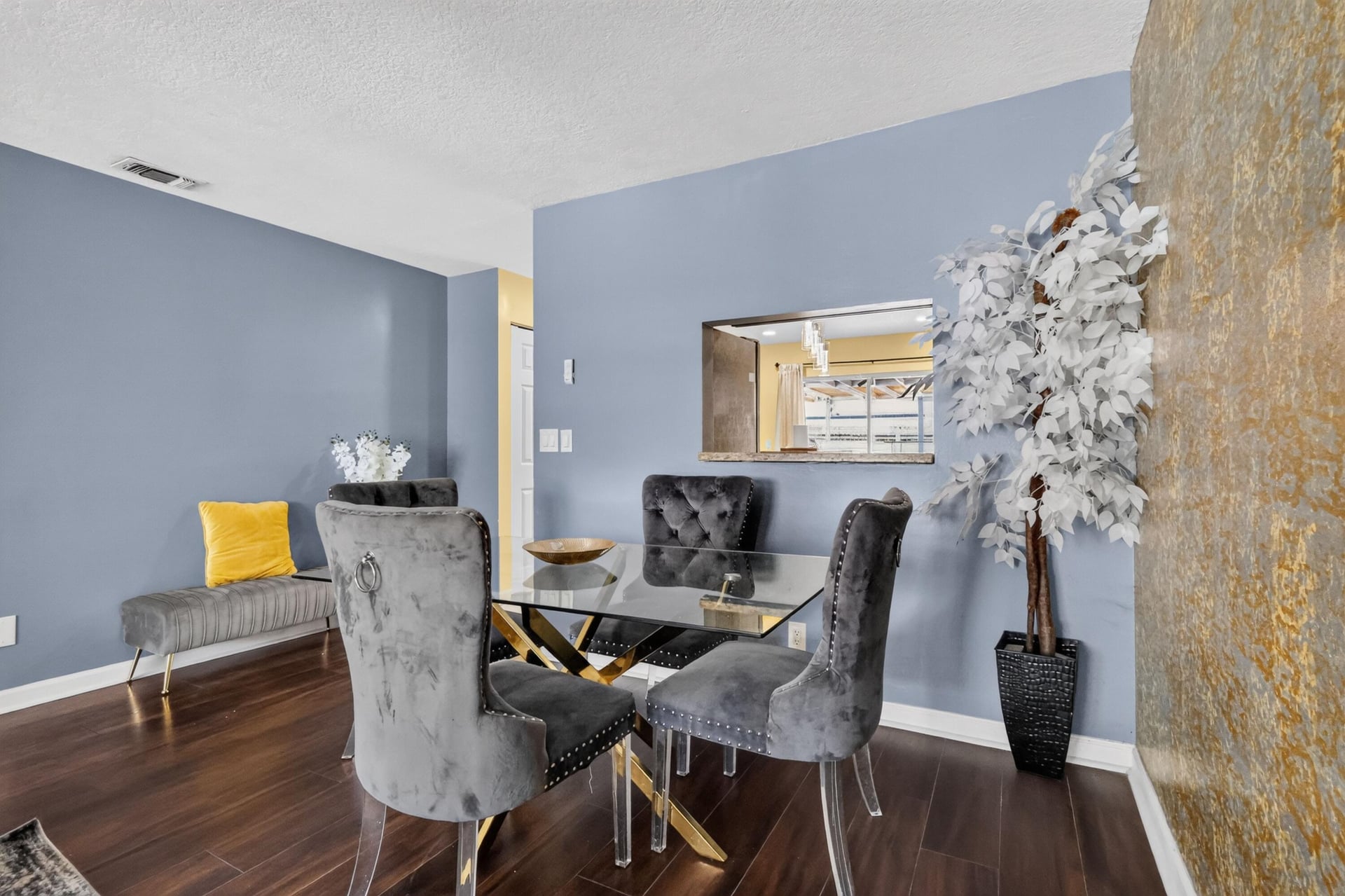 Residence photo 15
