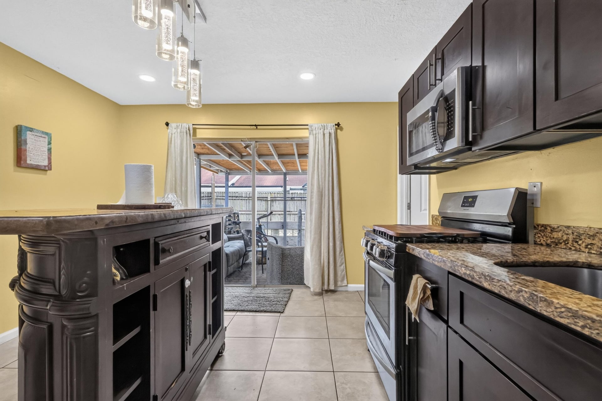 Residence photo 18