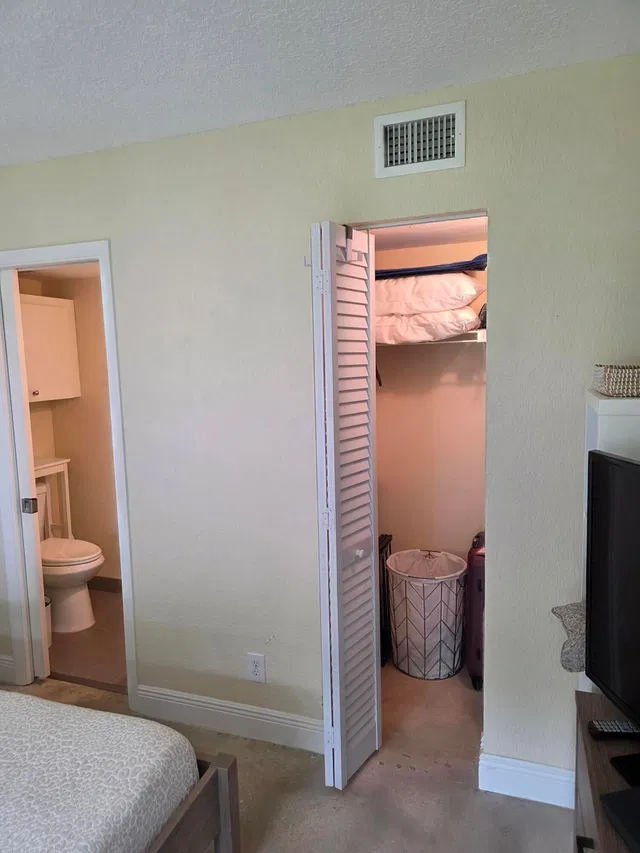  Unit 215 photo 23