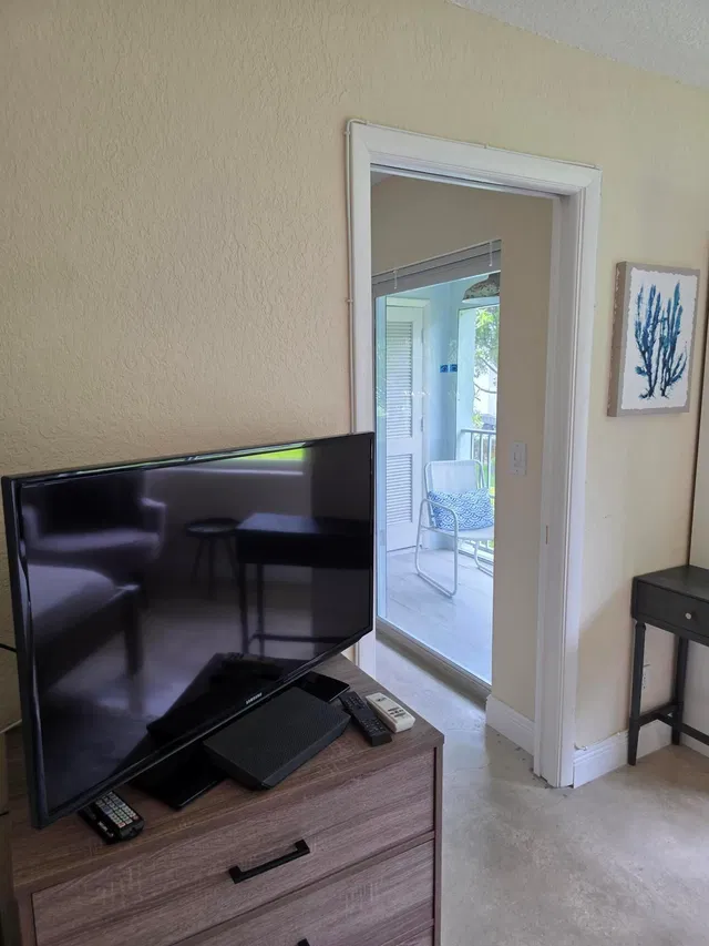  Unit 215 photo 28
