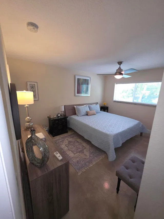  Unit 215 photo 35