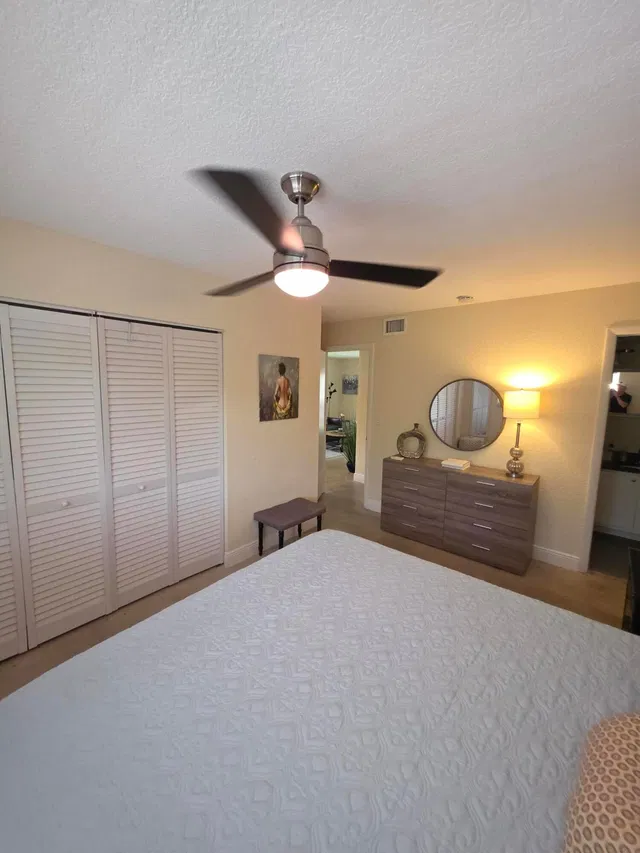  Unit 215 photo 37