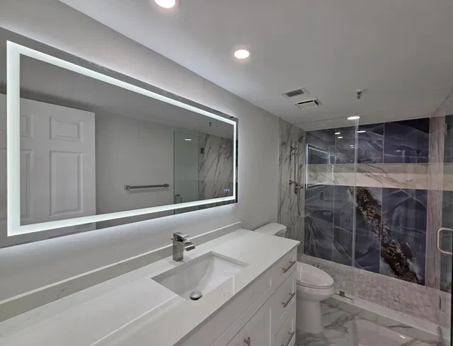 Unit 203 photo 13