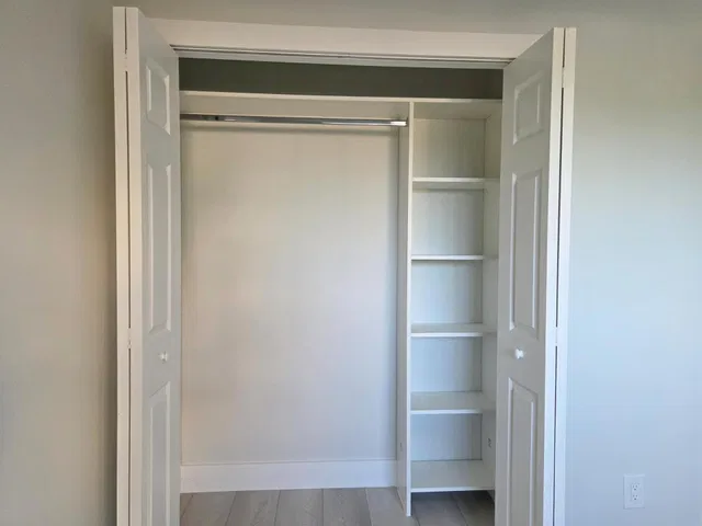 Unit 203 photo 19