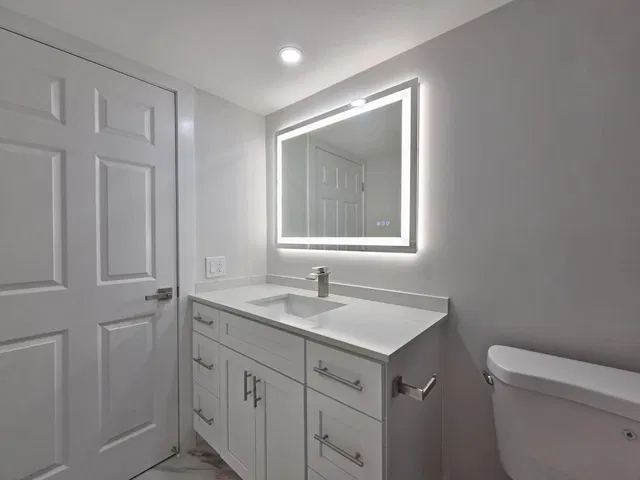 Unit 203 photo 22