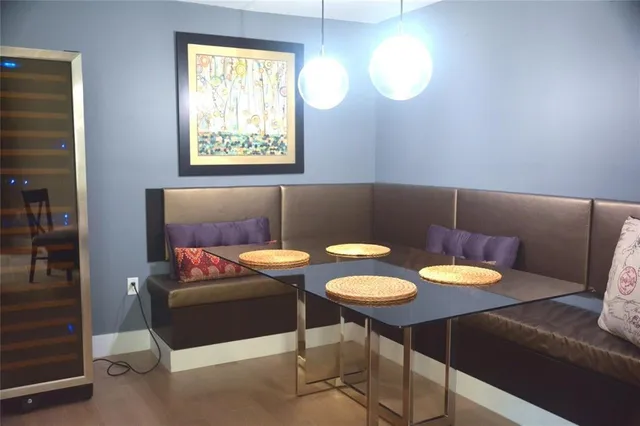 The Strand Unit 501 photo 7