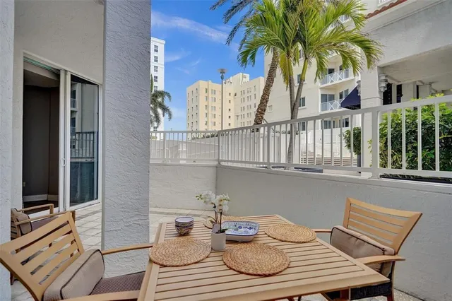 The Strand Unit 501 photo 20