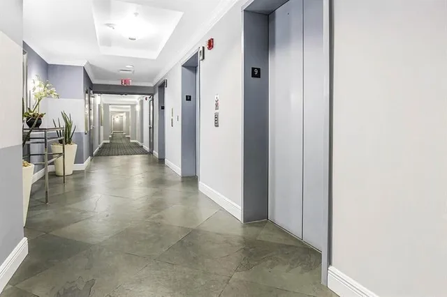 The Strand Unit 501 photo 25