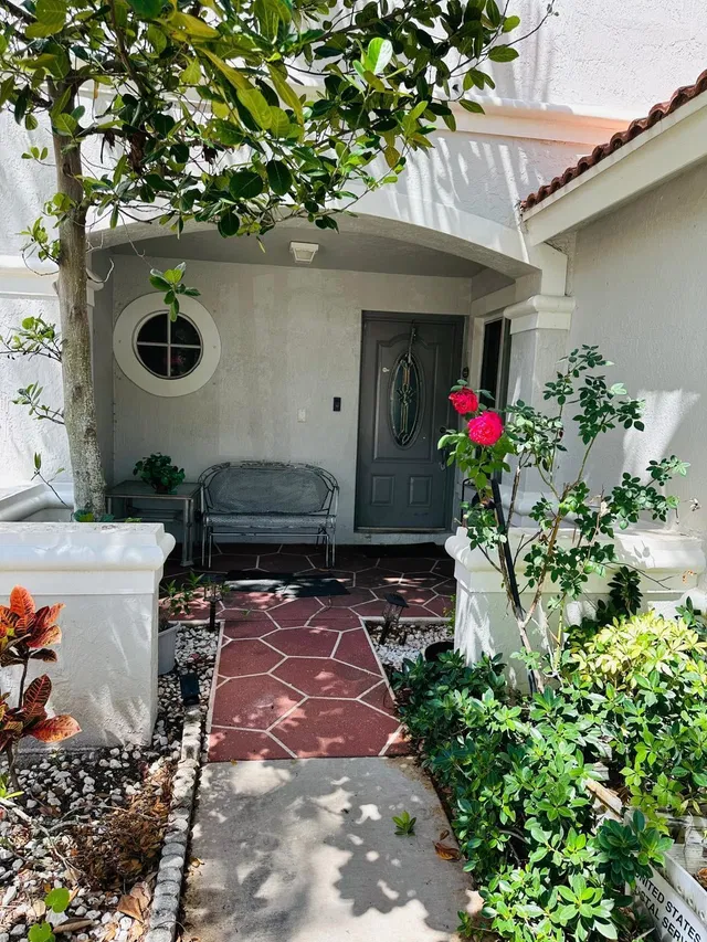 Residence photo 5