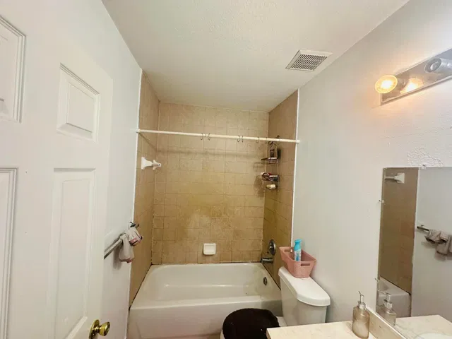 Residence photo 64