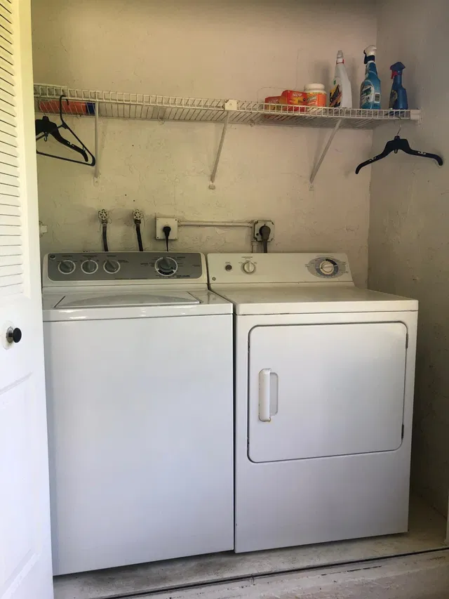 Unit B photo 12