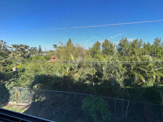 Unit 207 photo 5