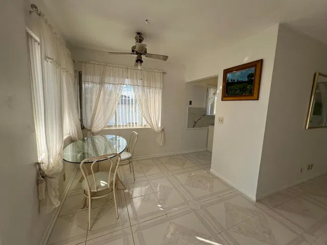 Unit 207 photo 12