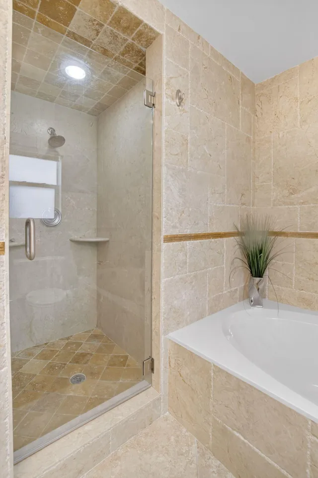  Residence photo 23
